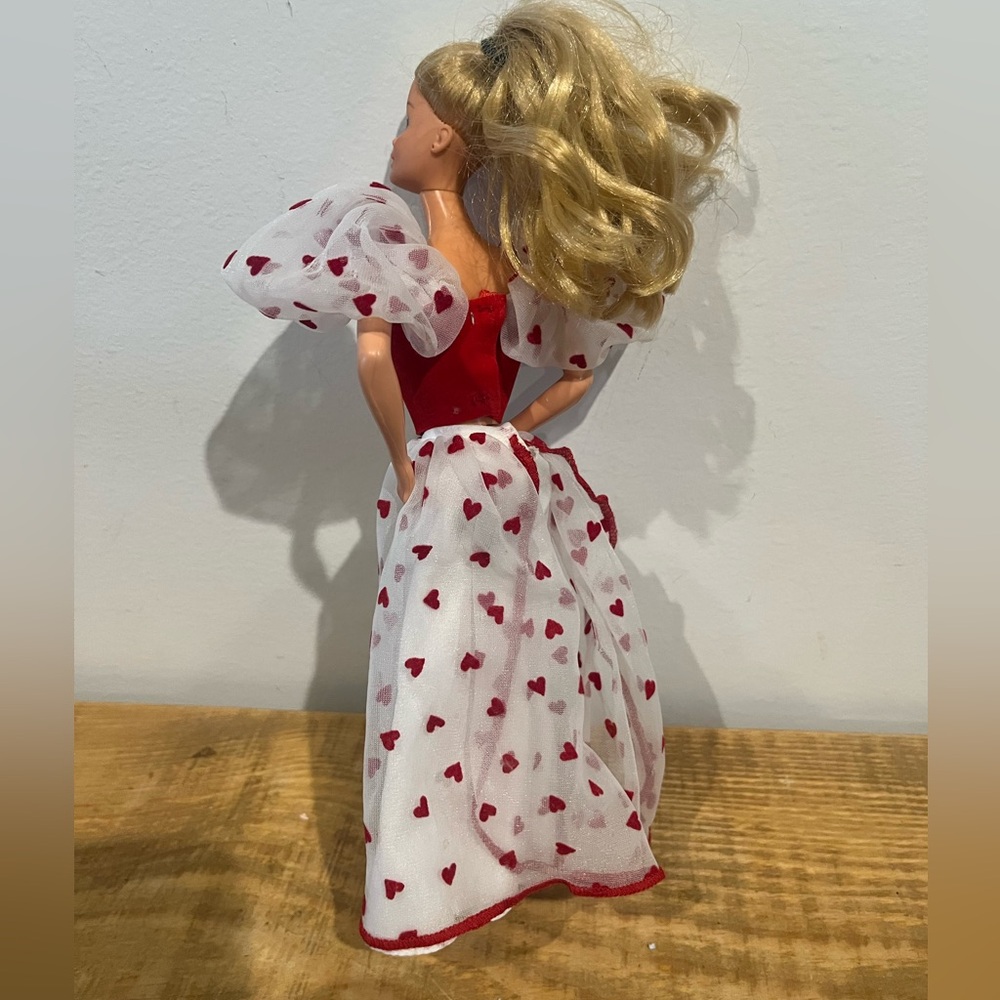 Mattel Barbie “loving you” VTG heart dress 1966 love Barbie doll EUC no box - Picture 6 of 6